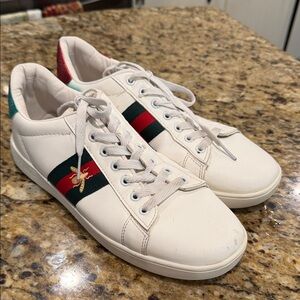 White Sneakers with Red and Green Stripe